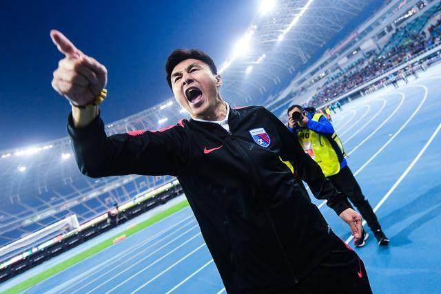 1631368238668038564.jpeg 【夜读】敢和梅罗公开叫板的,也就只有伊布这货啦